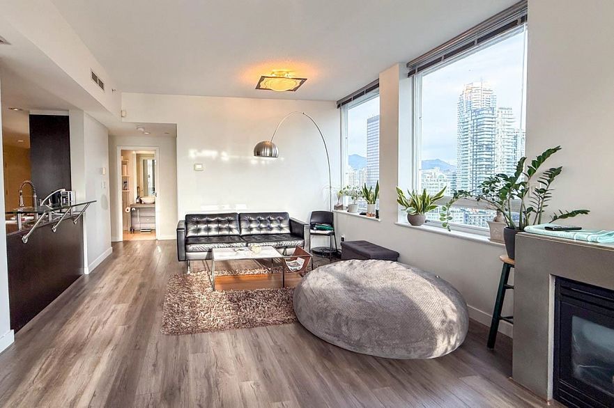 2703 638 BEACH CRESCENT, Vancouver BC V6Z 3H4