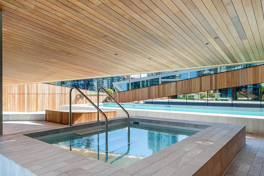 301 1480 Howe Street