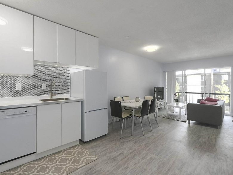 303 1717 W 13th Avenue