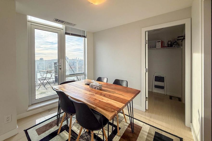 2703 638 BEACH CRESCENT, Vancouver BC V6Z 3H4