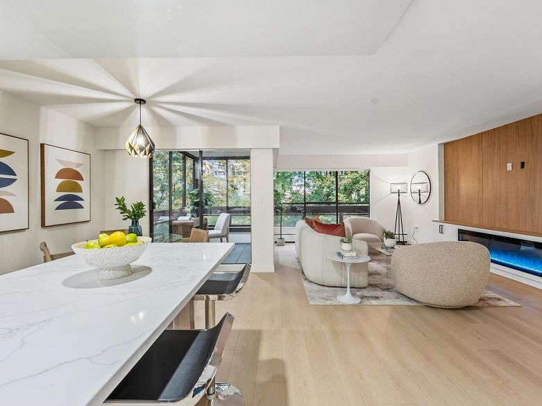 202 1165 Burnaby Street