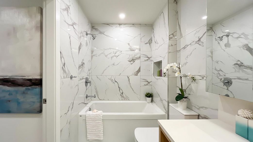 207 5058 Cambie Street