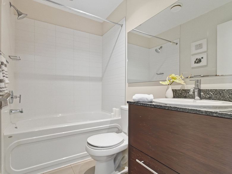 303 5928 Birney Avenue