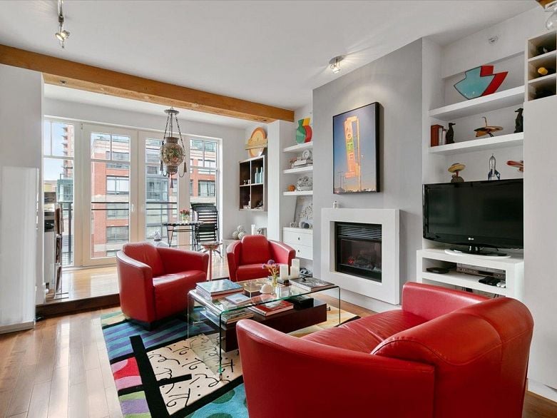 301 1275 Hamilton Street