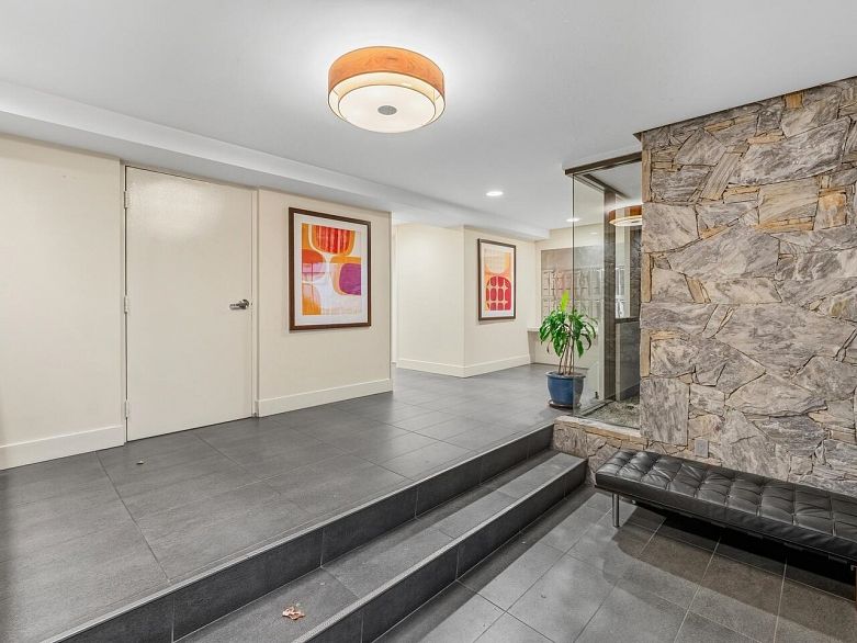 202 1165 Burnaby Street