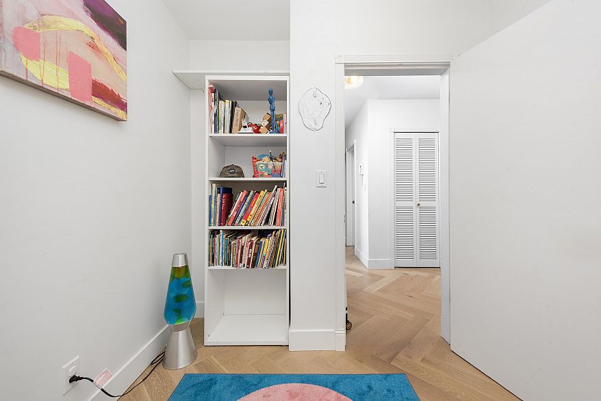 34 1480 Arbutus Street