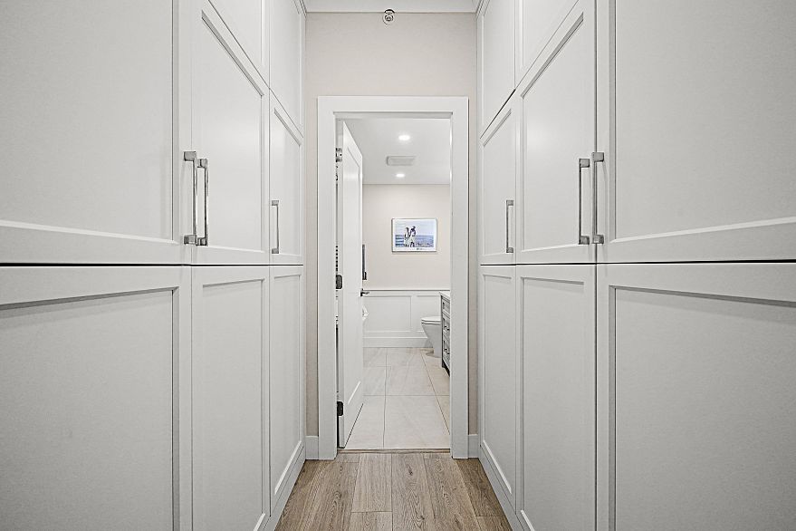 102 1488 Hornby Street