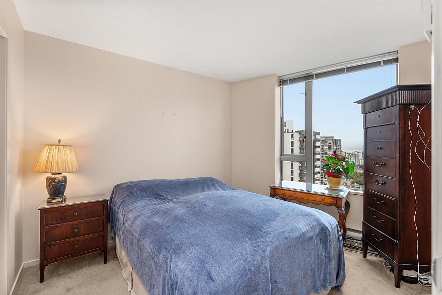 1607 1277 Nelson Street