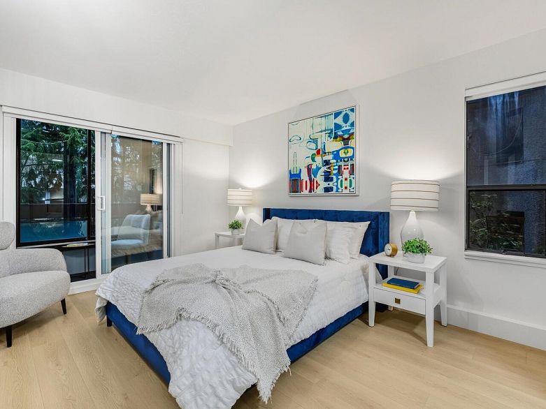 202 1165 Burnaby Street