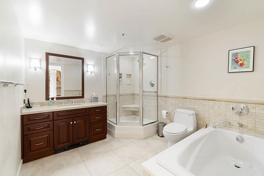 PH2B 2988 Alder Street