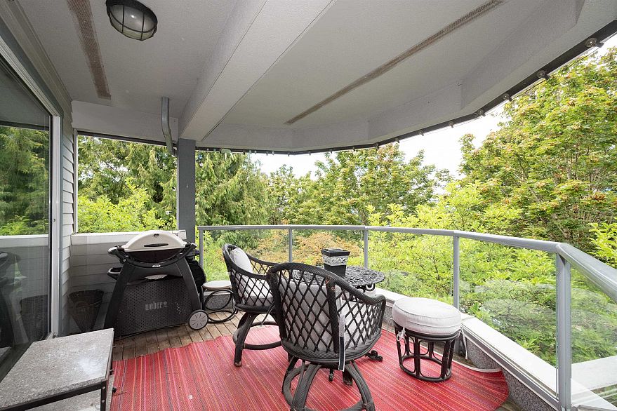 304 2250 W 3rd Avenue