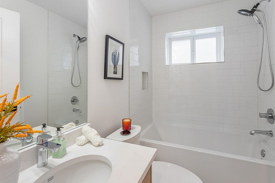 2658 Waterloo Street