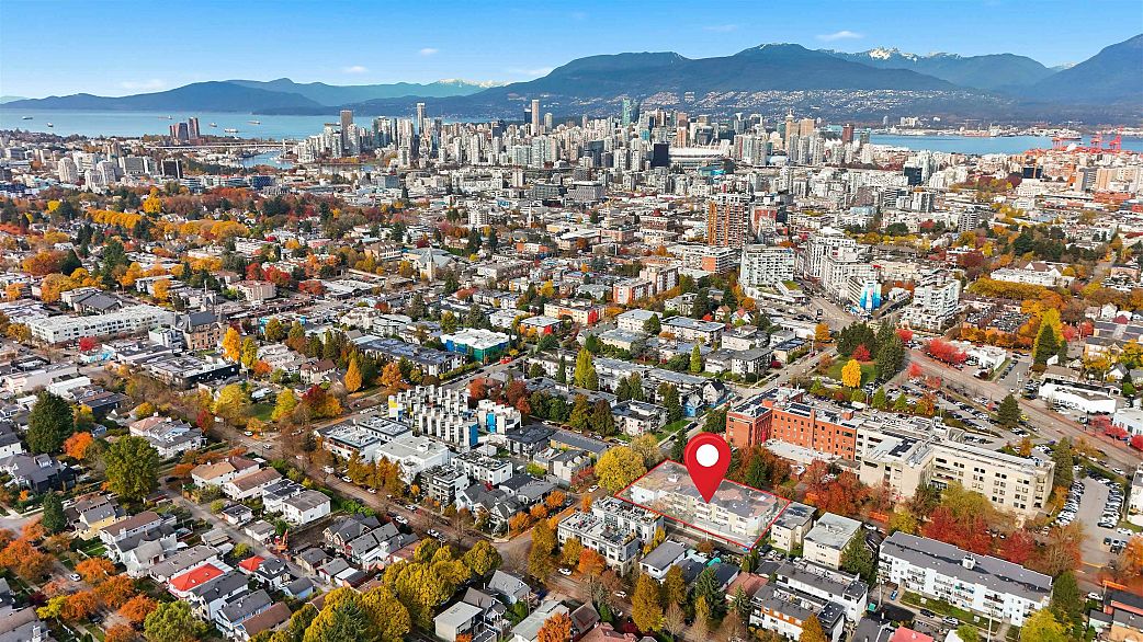 215 3150 Prince Edward Street