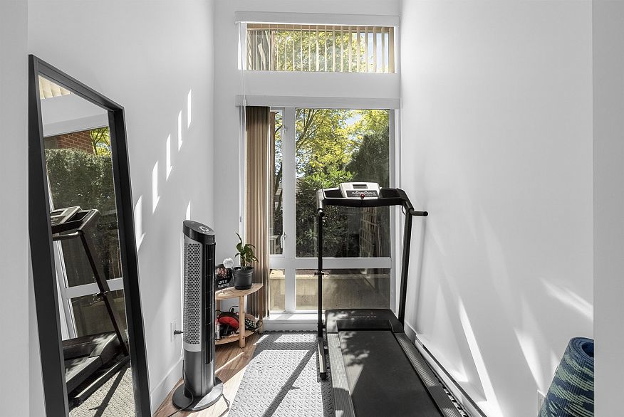 116 738 E 29th Avenue