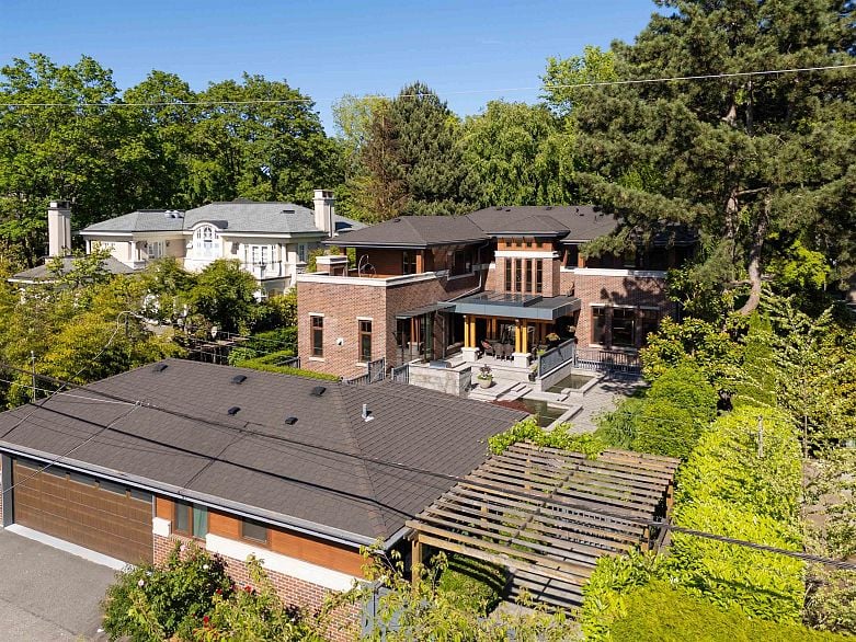 5937 Churchill Street