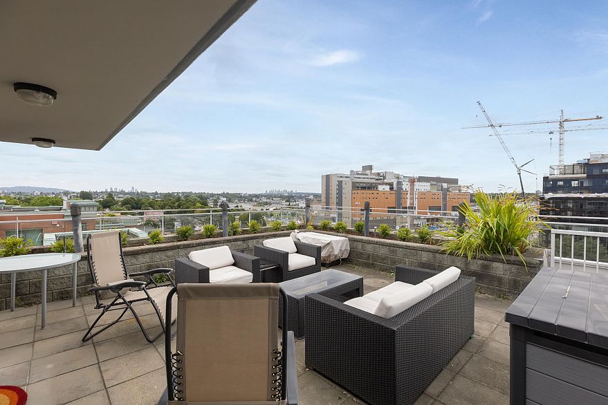 PH907 221 Union Street