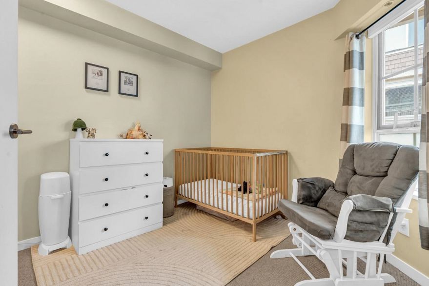 314 678 W 7th Avenue