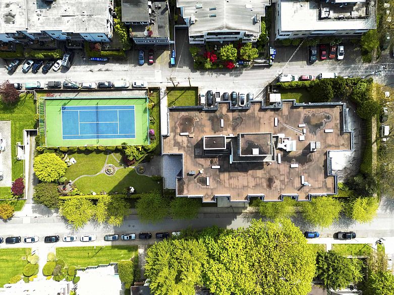 1003 2370 W 2nd Avenue