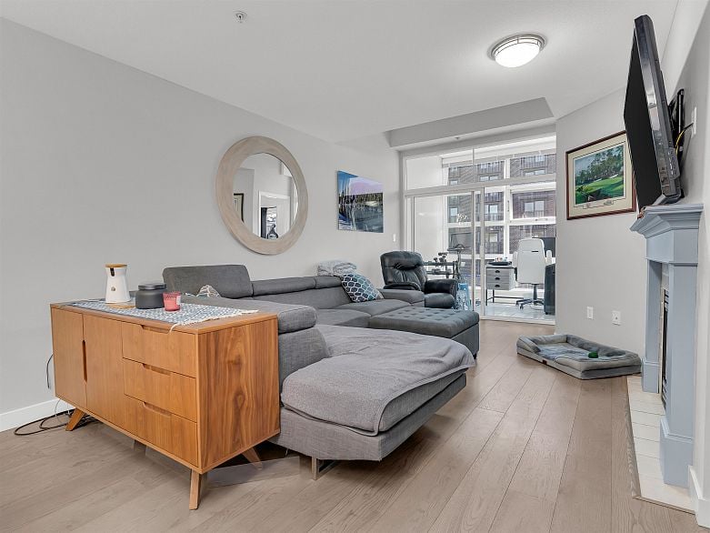 403 2929 W 4th Avenue