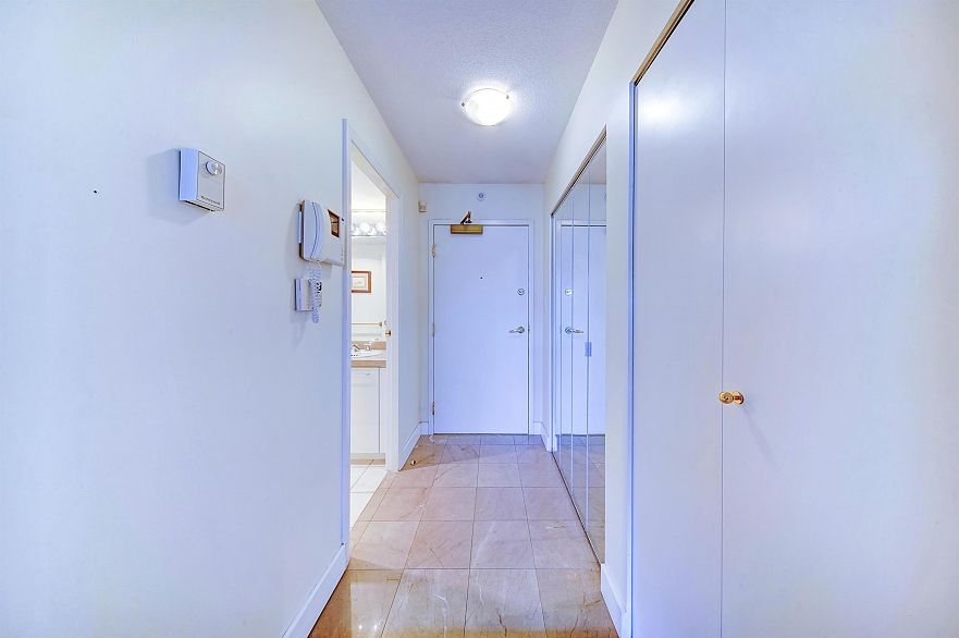 12E 199 Drake Street