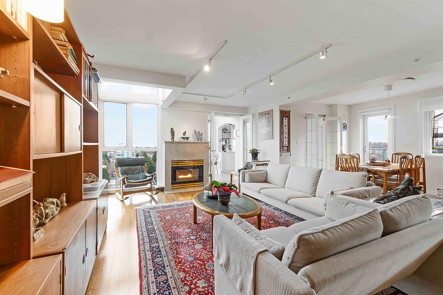 PH2B 2988 Alder Street