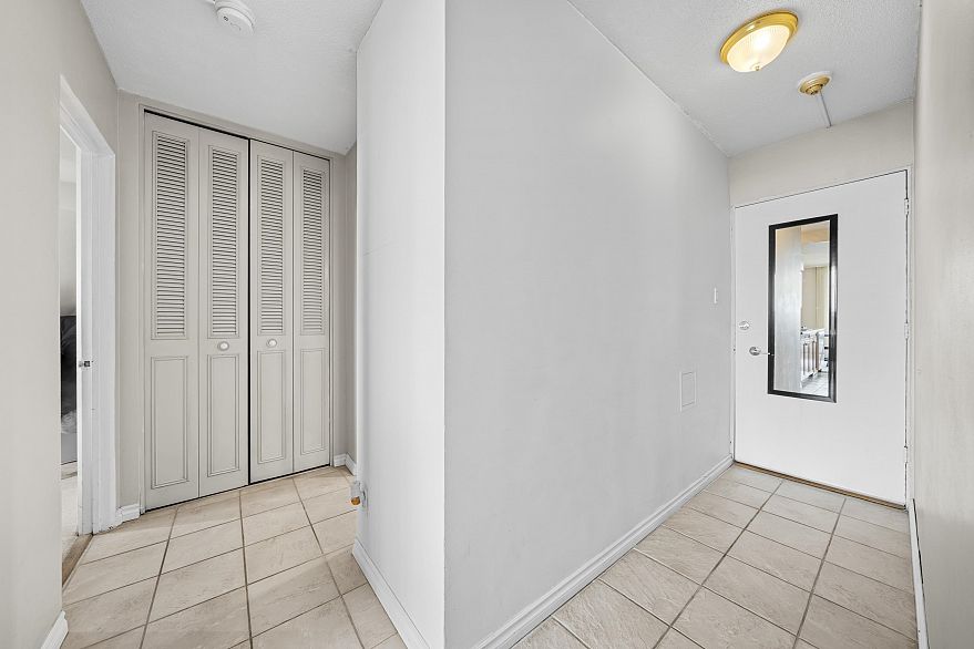 1003 2370 W 2nd Avenue