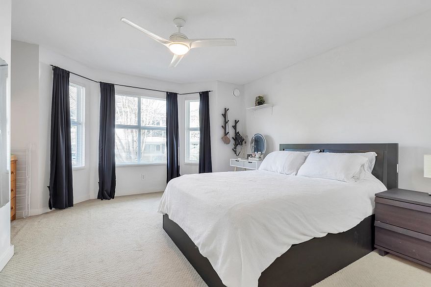 8533 Aquitania Place