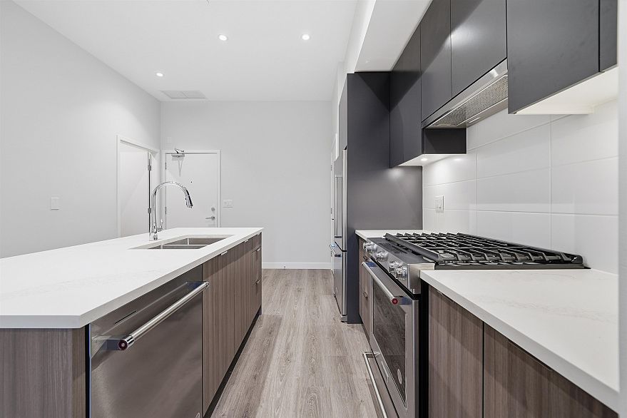 115 3430 E Kent Avenue South Avenue