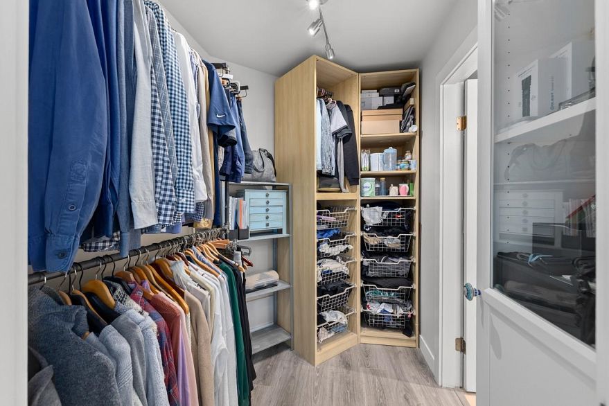 6 2880 W 33rd Avenue