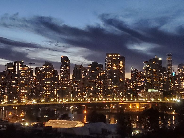 1202 1788 Columbia Street