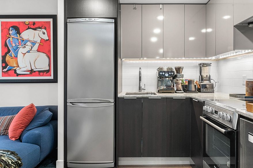 211 445 W 2nd Avenue