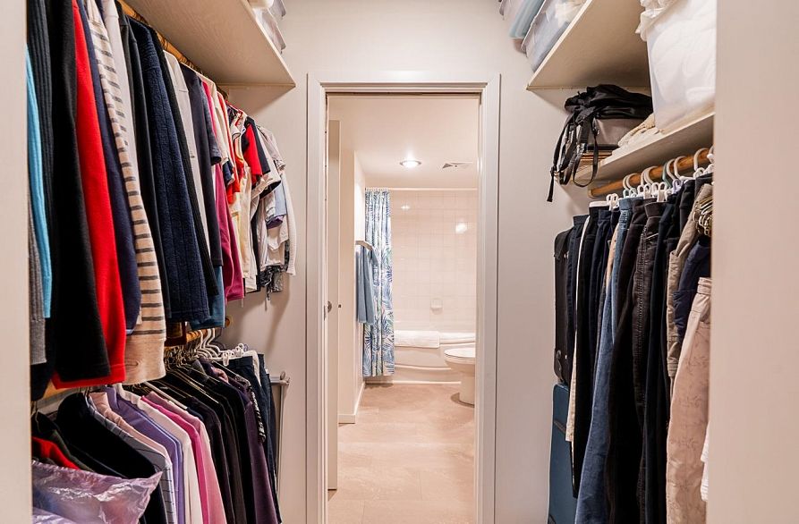 #208 1355 Harwood Street