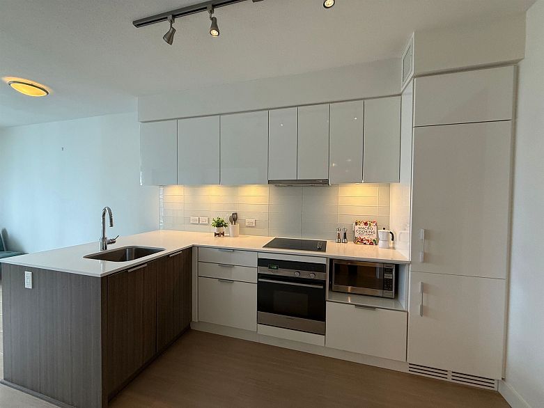 1703 1308 Hornby Street