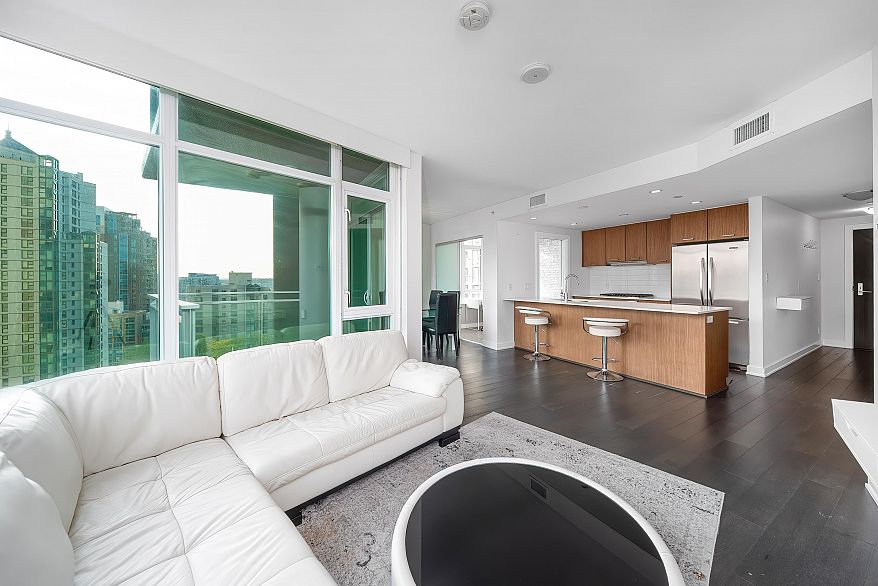 1805 1372 Seymour Street