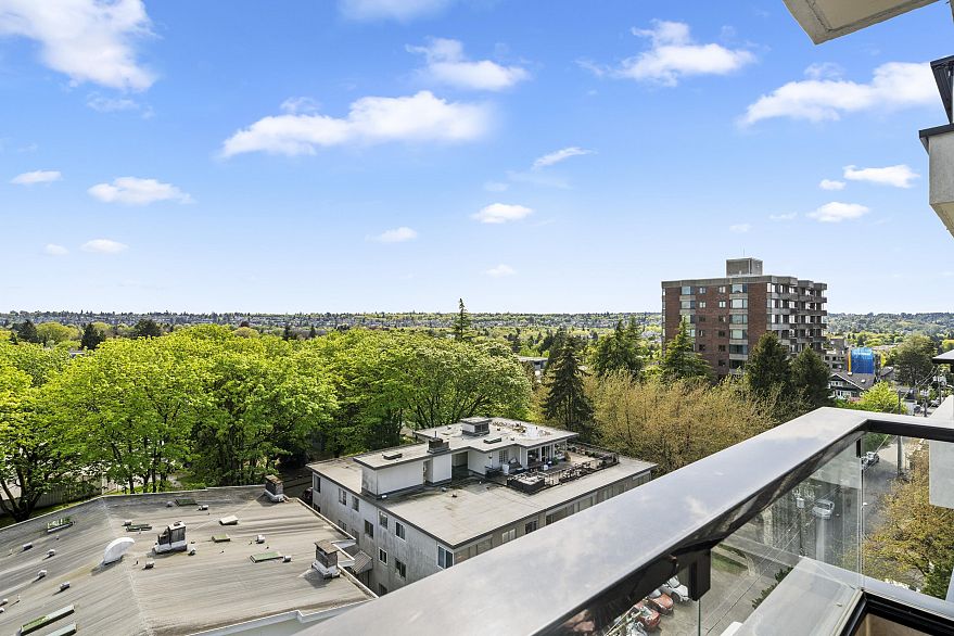 1003 2370 W 2nd Avenue