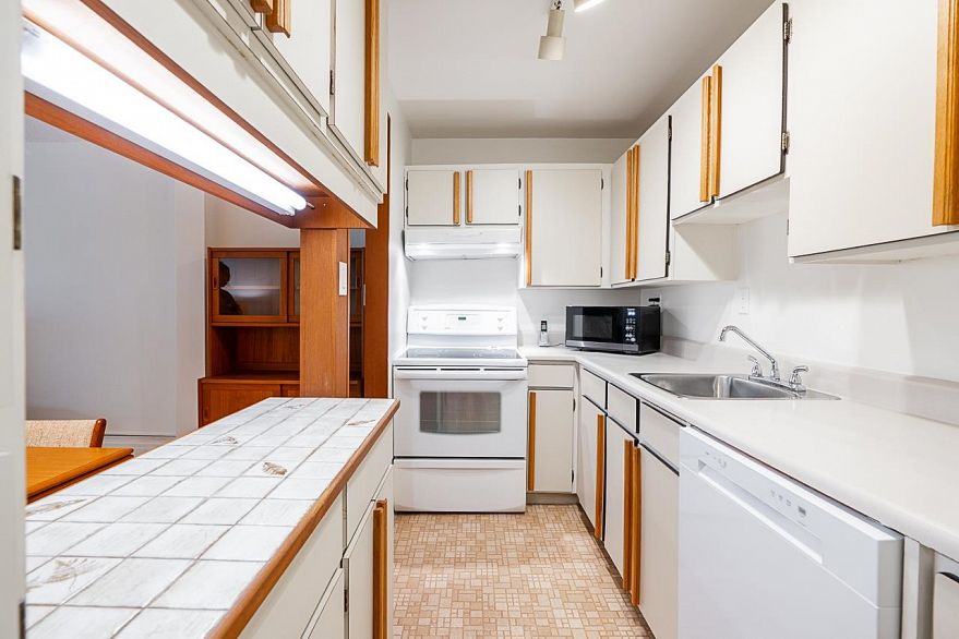 #208 1355 Harwood Street