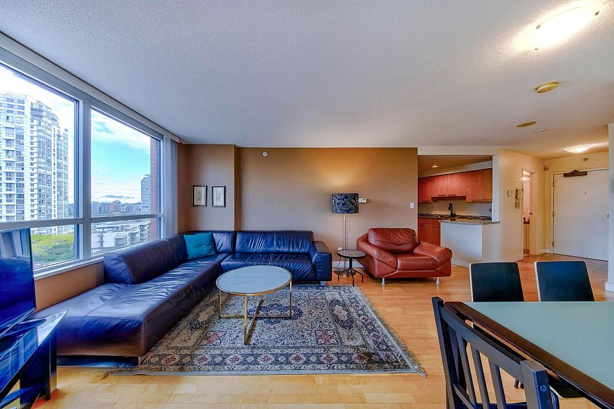 12E 199 Drake Street