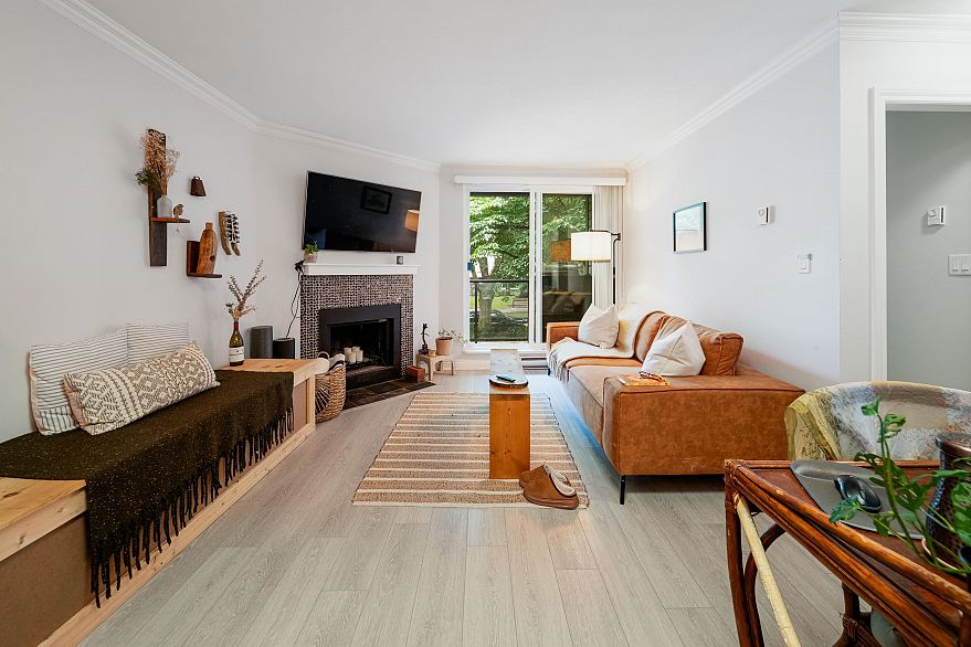 209 1550 Barclay Street