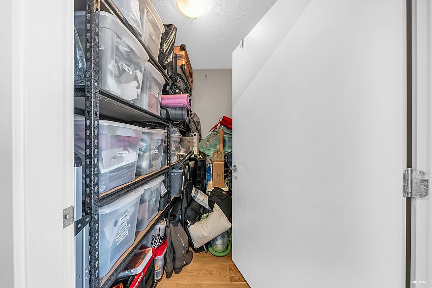 703 1833 Crowe Street