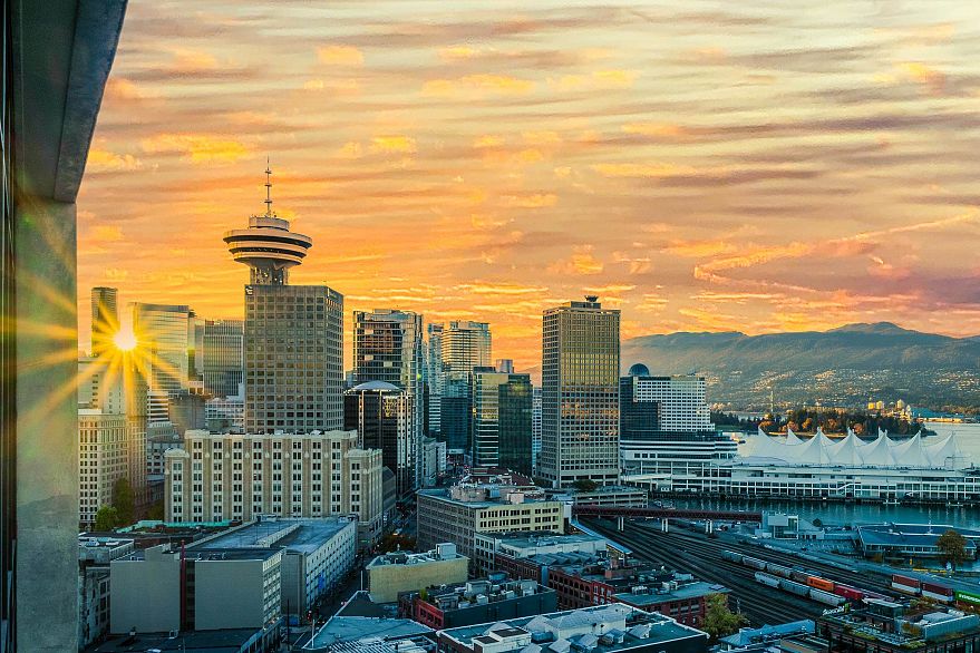 2401 108 W Cordova Street