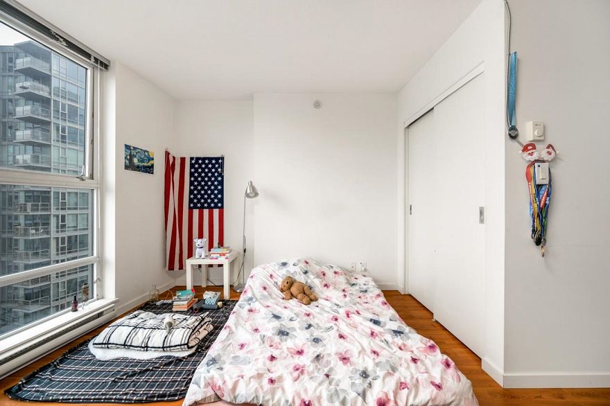 2307 668 Citadel Parade