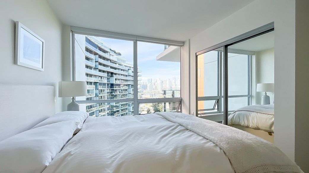 1202 1788 Columbia Street