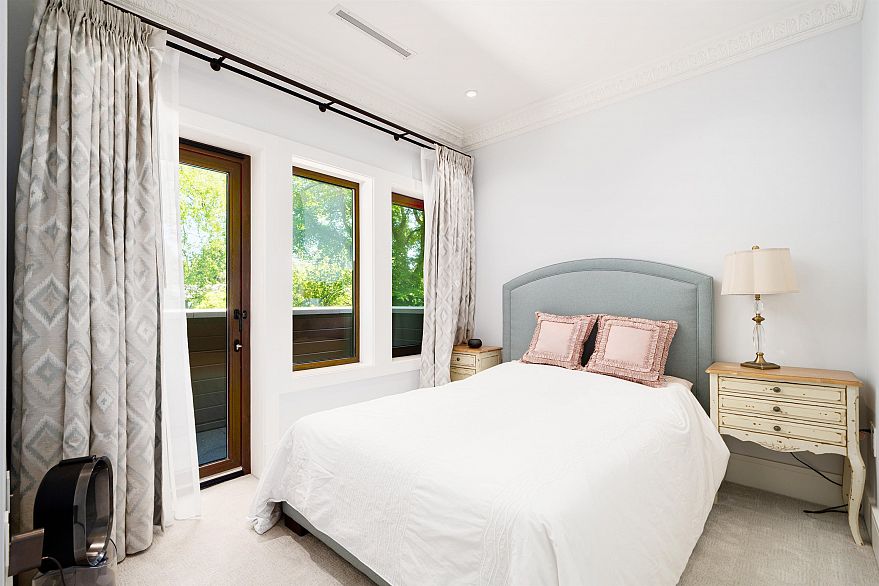 5937 Churchill Street