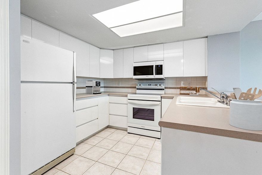 508 1088 Quebec Street