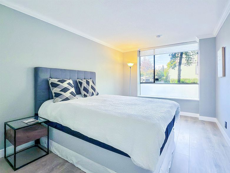 209 2140 Briar Avenue