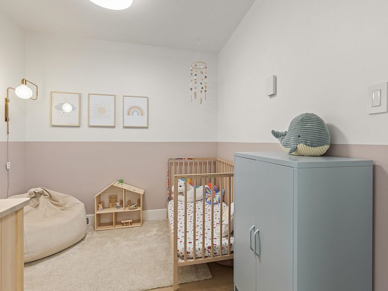 116 1890 W 6th Avenue