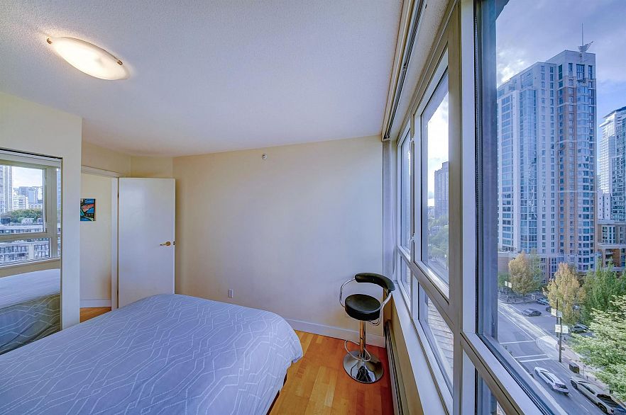 12E 199 Drake Street