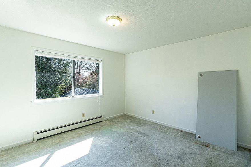 6056 Trafalgar Street