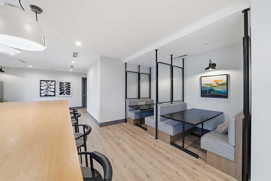 115 3430 E Kent Avenue South Avenue