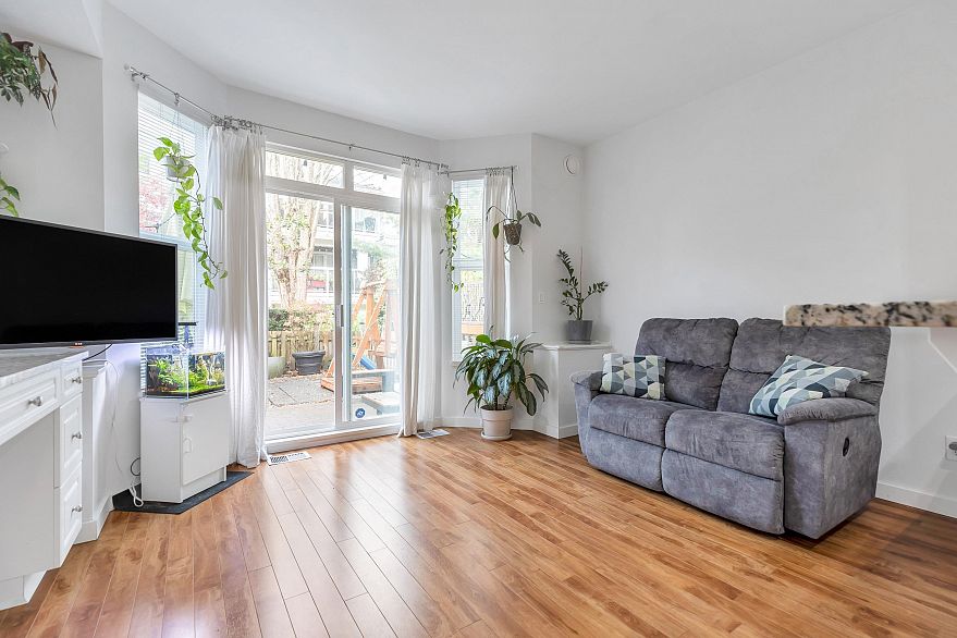 8533 Aquitania Place